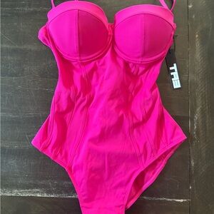 Authentic TA3 NWT Pushy, Short Swimwear